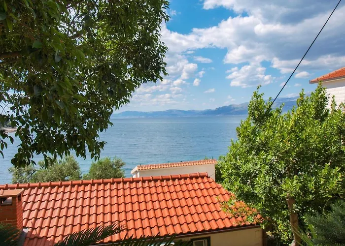 Beachfront With Big Terrace And Garden Postira