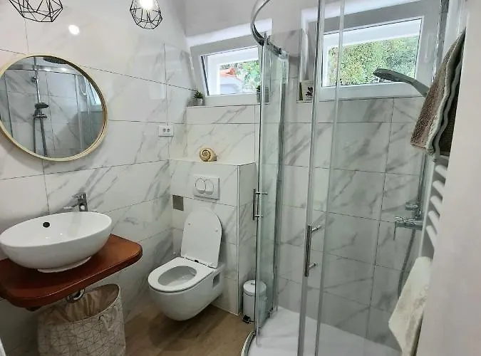 Lejlighed Beachfront With Big Terrace And Garden