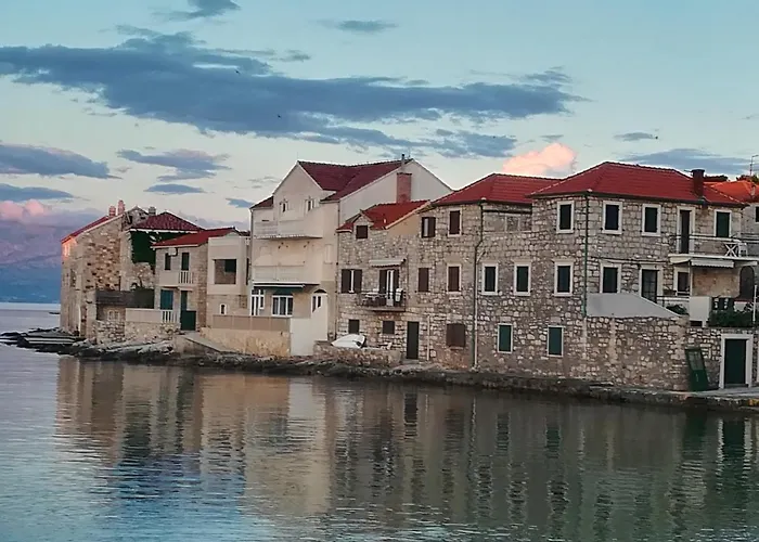 Beachfront With Big Terrace And Garden *