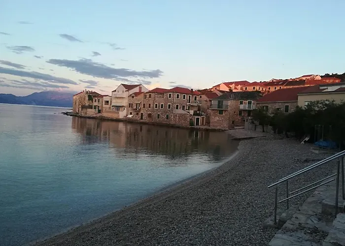 Lejlighed Beachfront With Big Terrace And Garden *