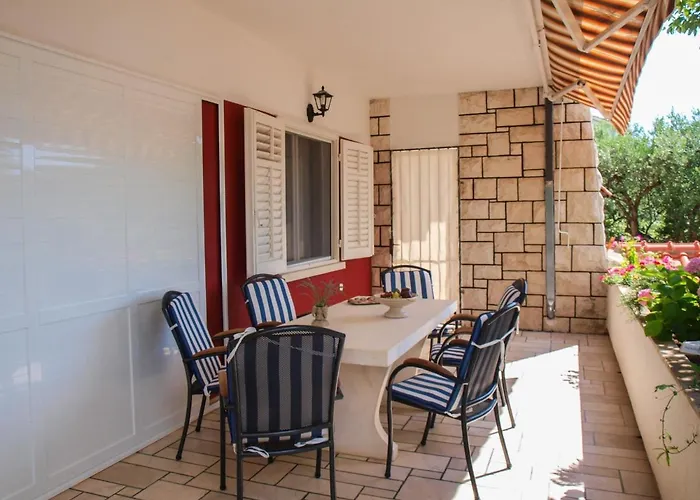 Beachfront With Big Terrace And Garden *