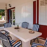 Beachfront With Big Terrace And Garden Διαμέρισμα
